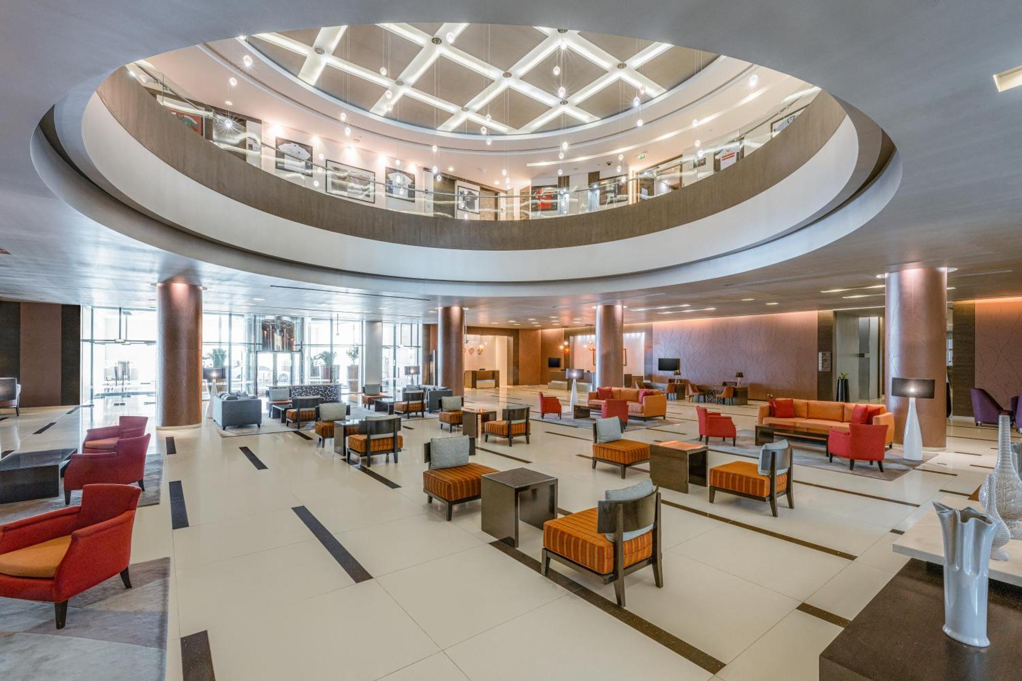 Four Points By Sheraton Al-Ajn Zewnętrze zdjęcie Lobby